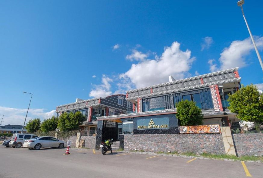 Avullar Palace - Antalya Flughafentransfer