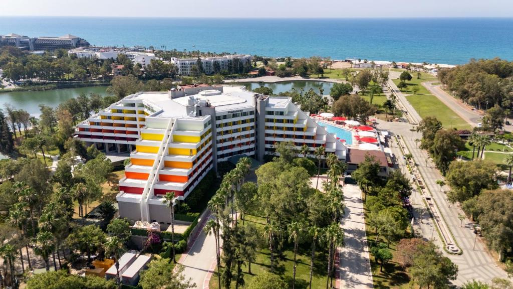 Megasaray Resort Side - Antalya Flyplasstransport