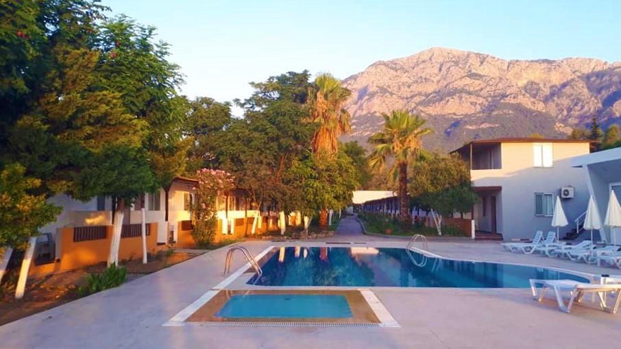 UGUR HOTEL BEACH - Antalya Flyplasstransport